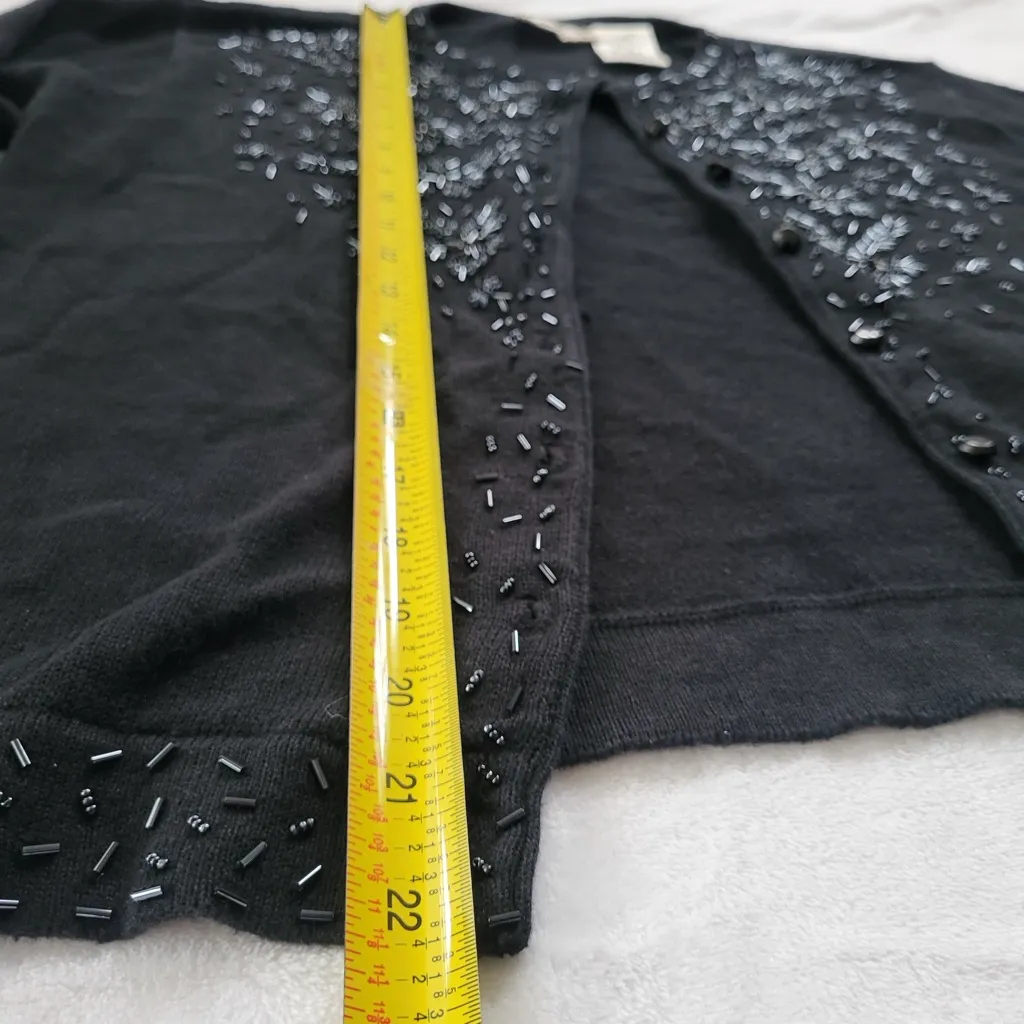 Vintage Women’s Kathie Lee Beaded Black Holiday Sweater Snowflake size Medium - Image 8