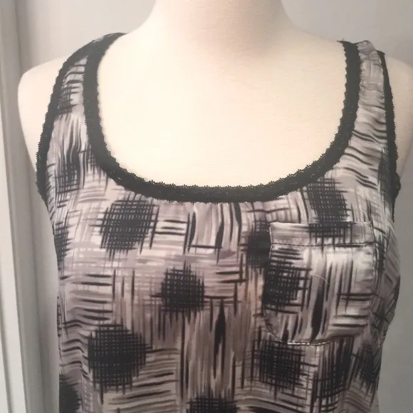 H.I.P. Pattern Tank Top - Image 3