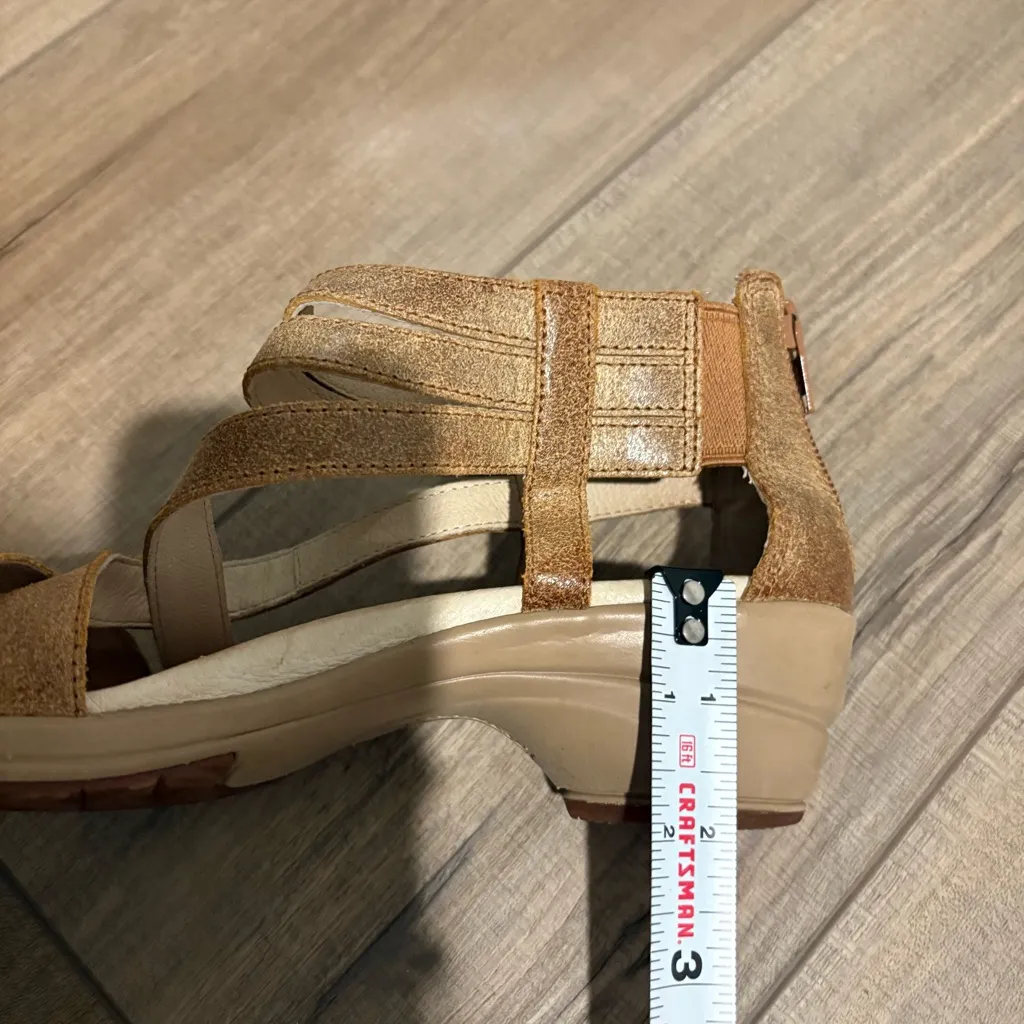 Merrell Zip Up Strappy Sandals Heels oat straw tan brown size 7‎ - Image 10