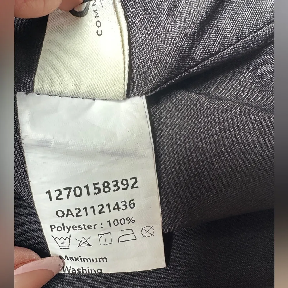 Commense Mini Skirt Women’s Sz XS Leaf print Metallic black and Green - Image 6