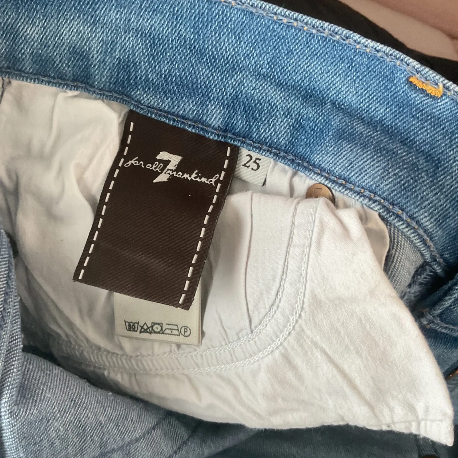 7 For All Mankind Josefina Jeans Womens Size 25 Light Wash Skinny Leg Denim Pant - Image 2