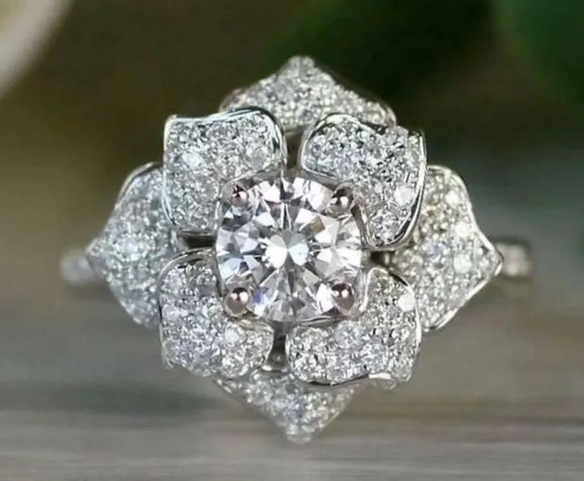 New 925 Silver Large Flower Diamond Ring - Image 3
