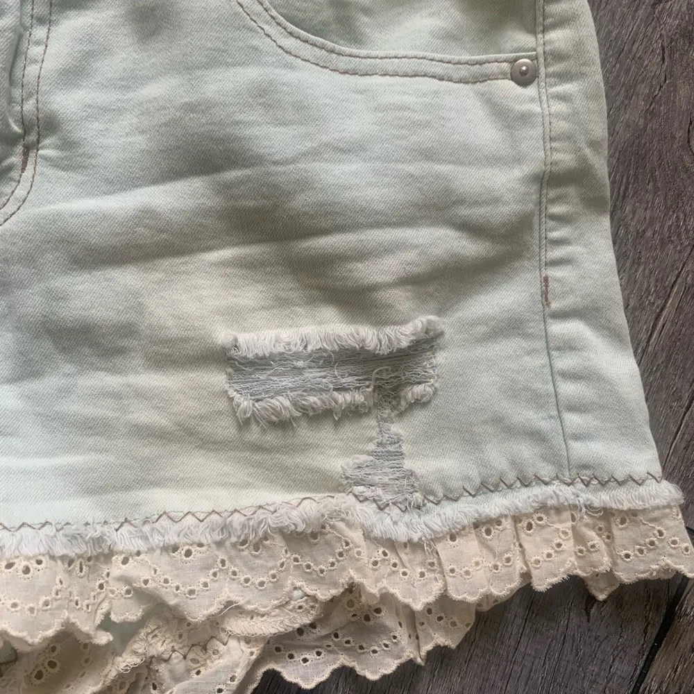 NWT Altar’d State Lace Denim Shorts - Image 4