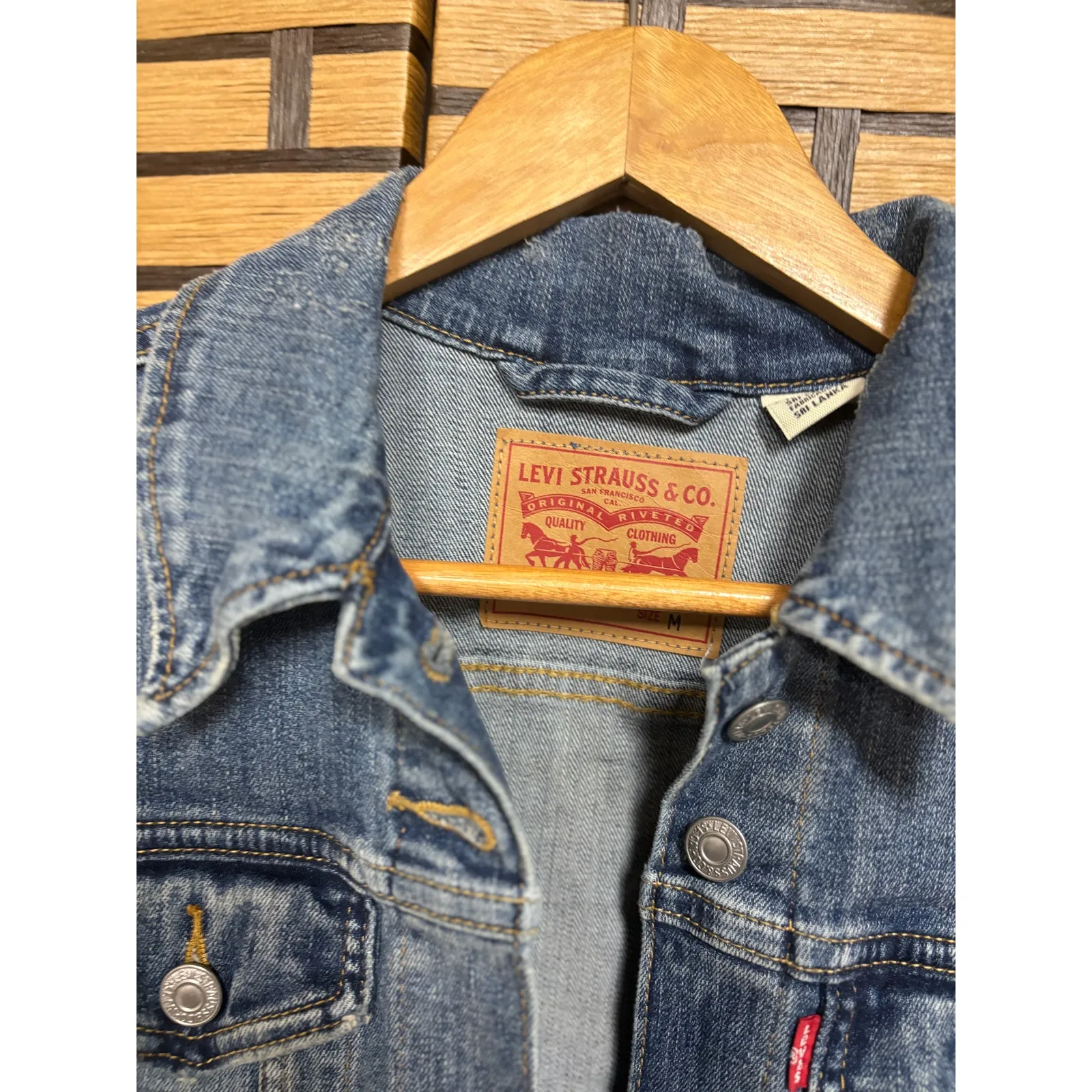 Levi Strauss Denim Jacket Size Medium - Image 5