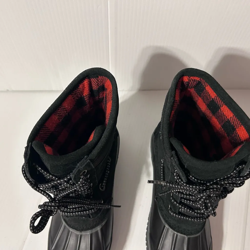 G.H. Bass & Co. black leather rubber duck winter snow boots women size 9 M - Image 6