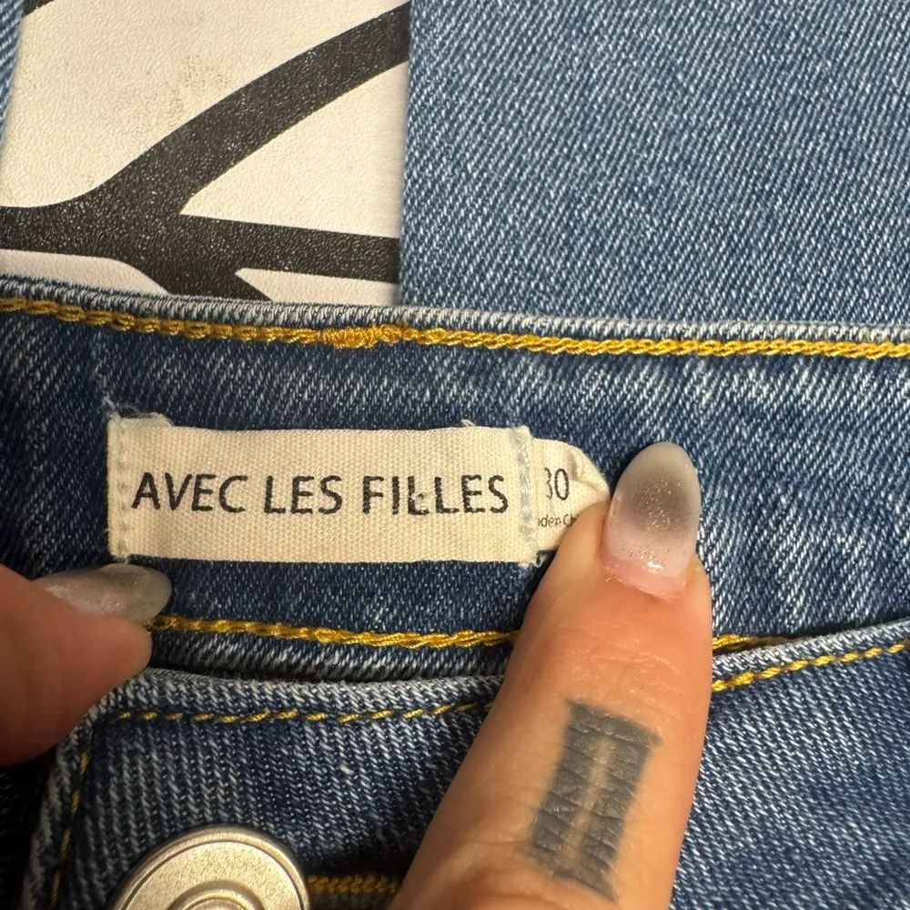 Avec Les Filles High Rise Cropped Straight Leg Raw Hem Size 30 Denim - Image 6