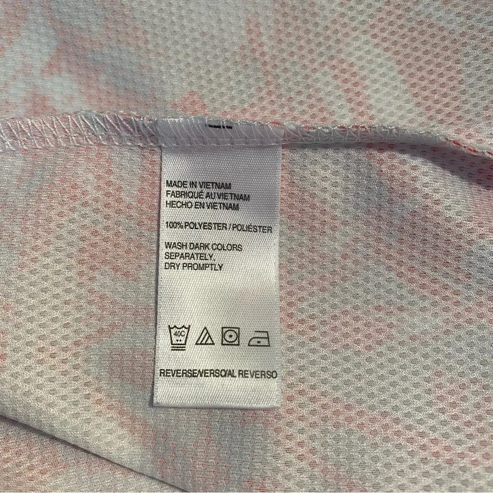 IZOD White and Red Patterned Polo Shirt - Image 5