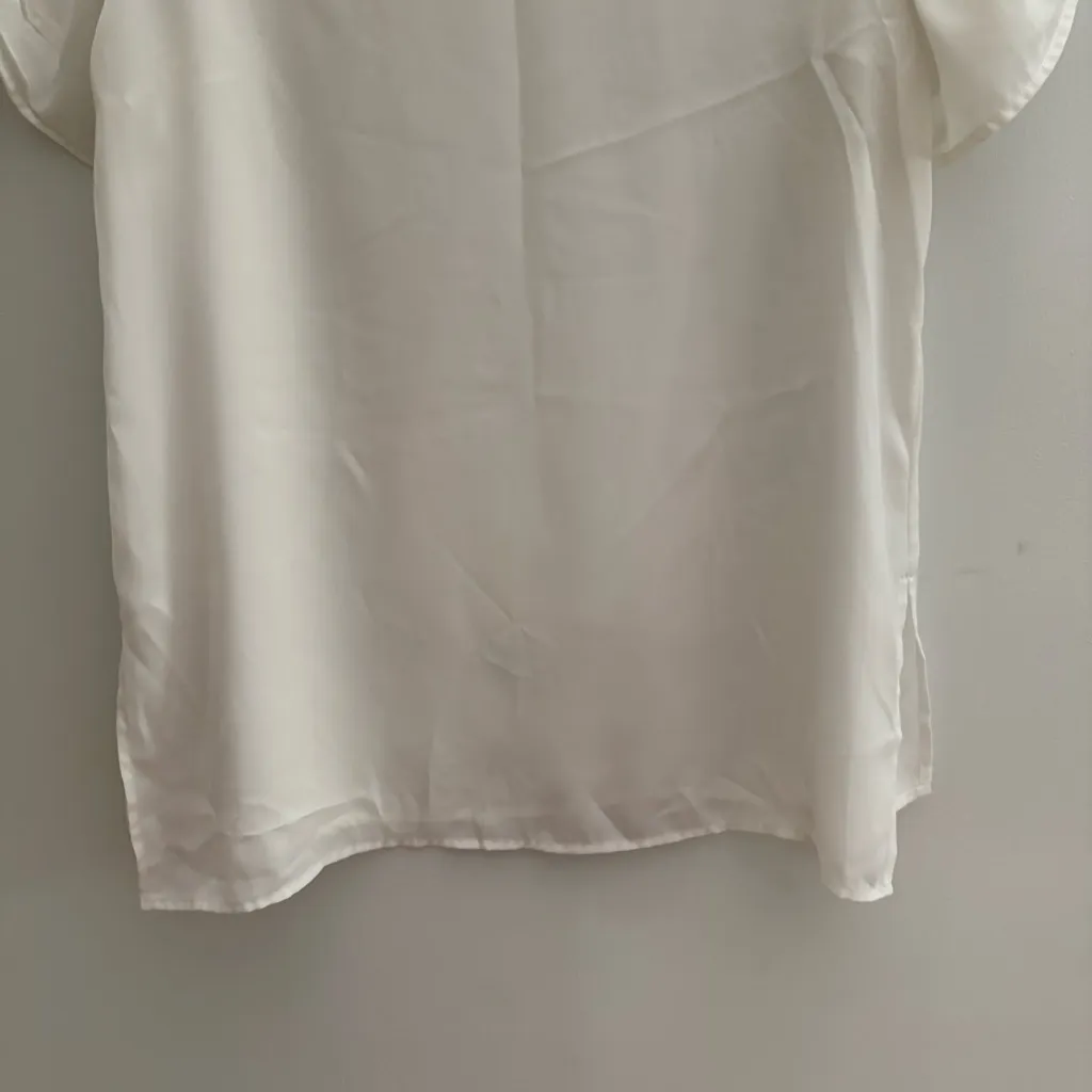 Dr2 Nordstrom Rack off white mixed media blouse. Size M Size M - Image 9