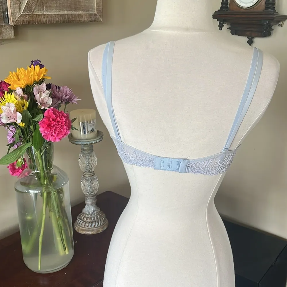 Elegant Gray Women's Lacey Bra Size undefined - Image 7