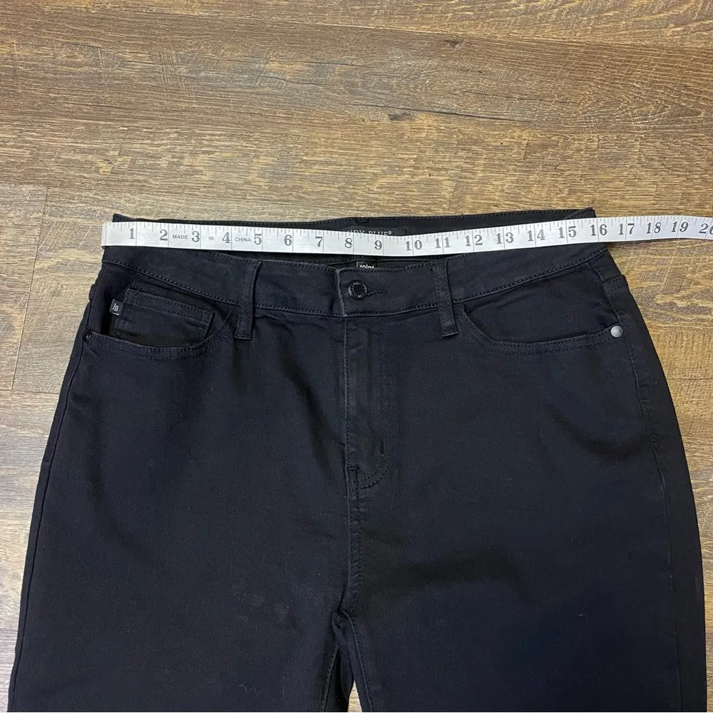 Judy Blue Jeans Capri Fit Womens Size 13/31 Skinny Capris Stretch Mid-Rise Black - Image 3