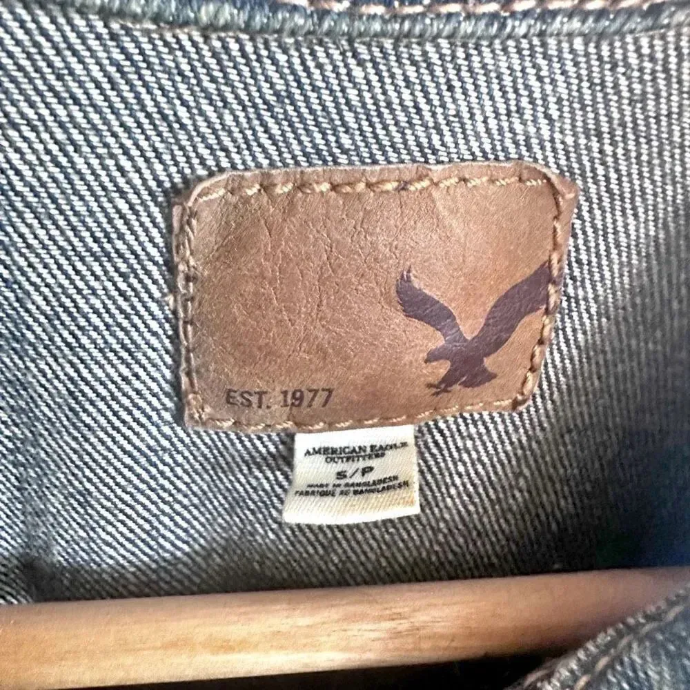 AMERICAN EAGLE | Brown Tone Blue Denim Jean Jacket 100% Cotton | Size Small - Image 4