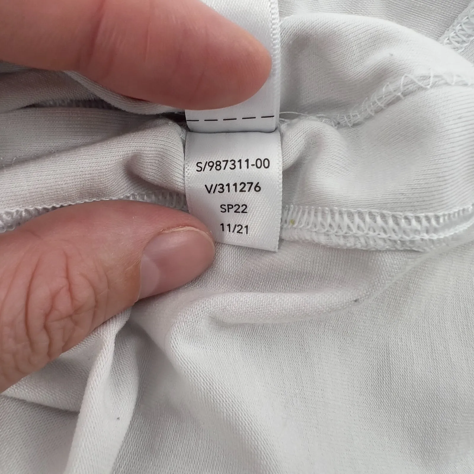 Athleta Women M Inspire Tank Top White V-Neck Oversized Flowy Relaxed Yoga Gym‎ - Image 9