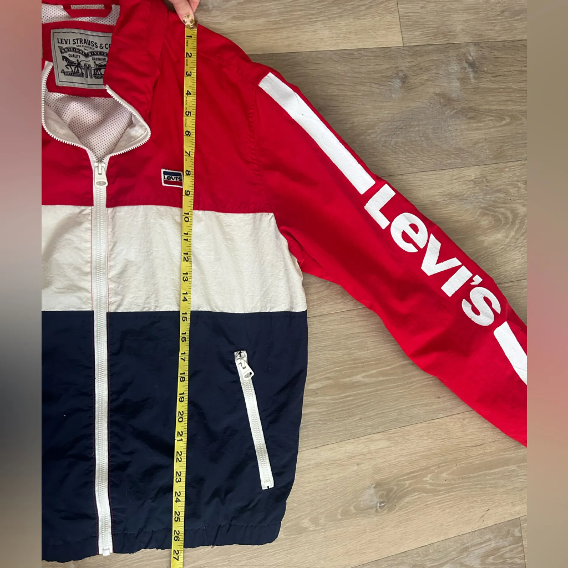 Levi’s Red White Blue Colorblock Windbreaker – Size M - Image 6