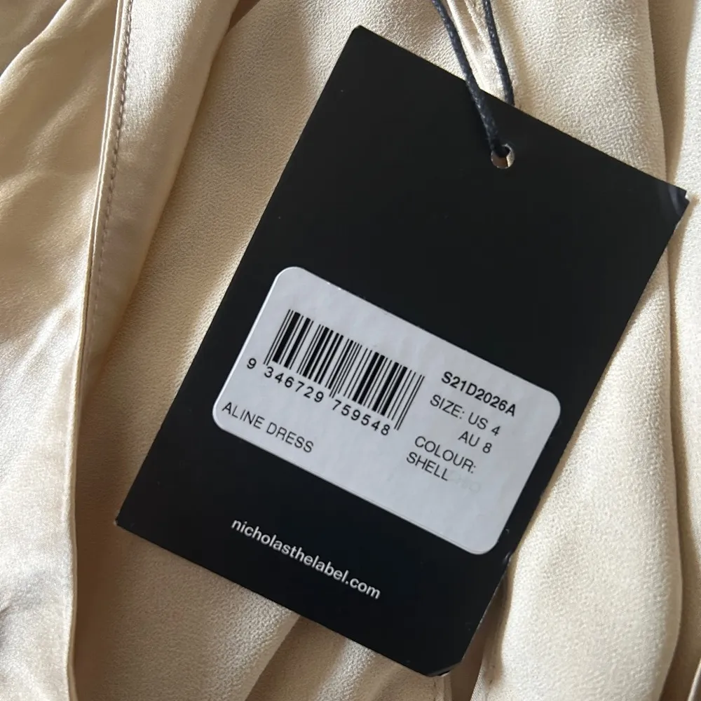 NICHOLAS Aline Dress NWT (flaw) Size 4 - Image 7