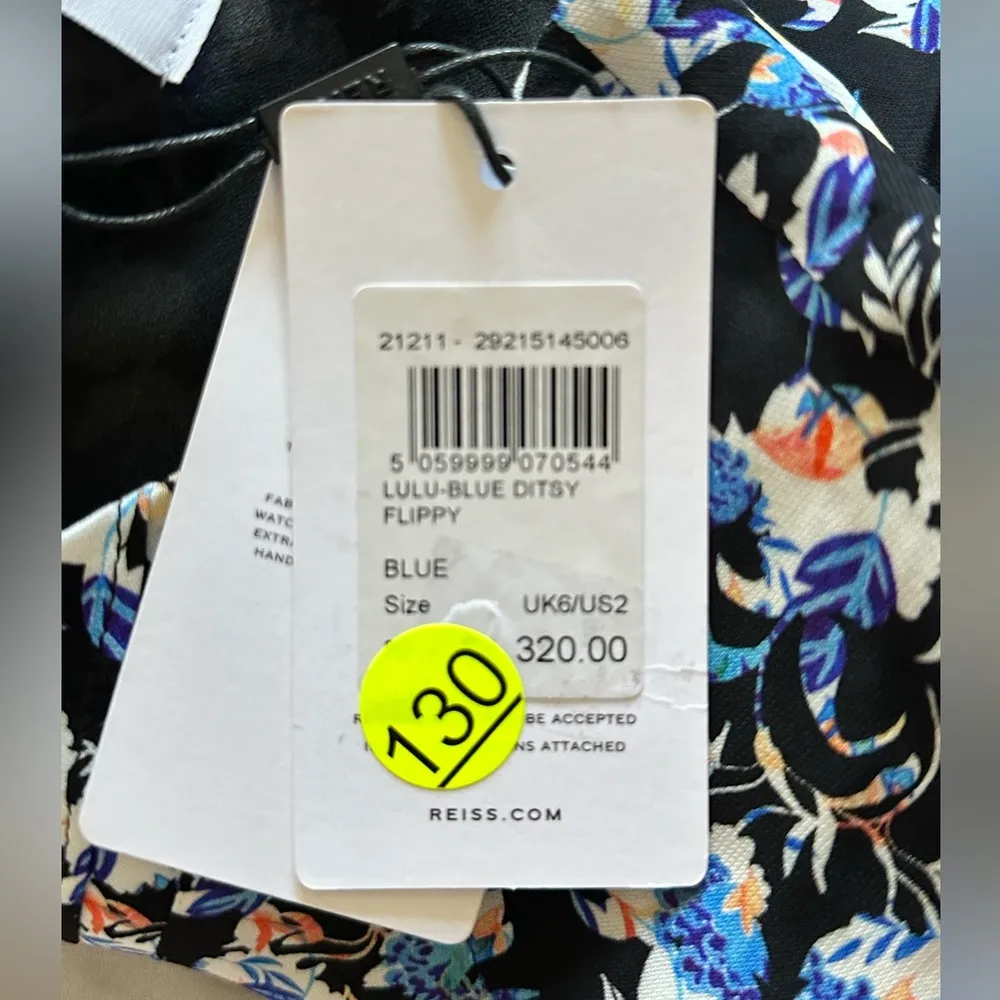 Reiss NWT Reiss Lulu Ditsy Flippy Dress, Blue, Floral Blue and Black Sz 2 - Image 5