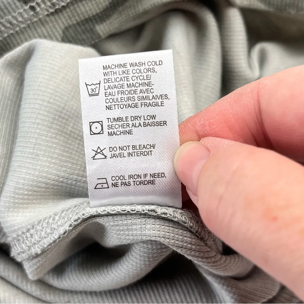 Chaser Womens Medium Camo Camouflage‎ Grey Gray Shirt Snap Long Sleeve Top *FLAW - Image 4