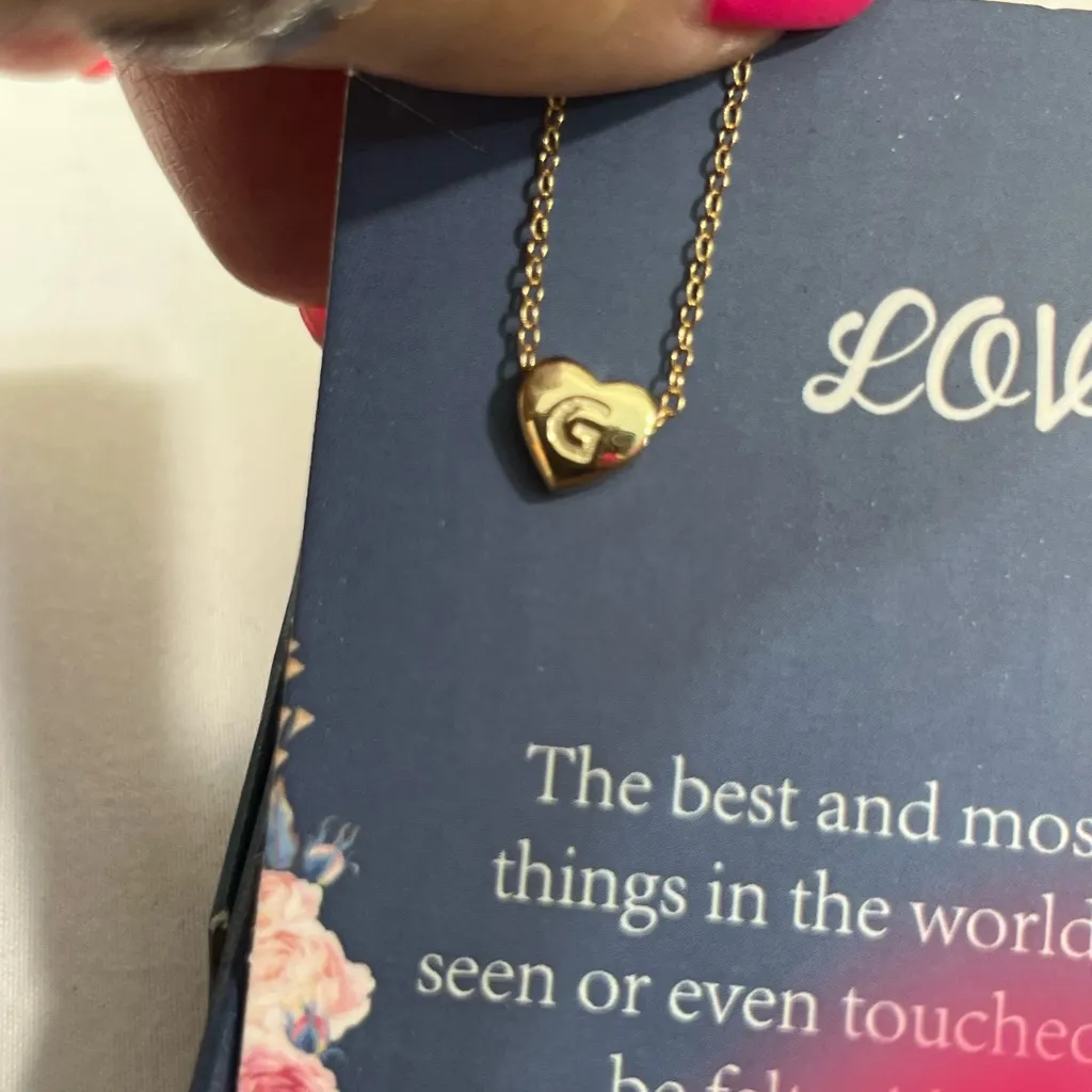 Monooc Initial G on Gold Heart‎ Pendant Necklace 14K gold plating 16” - Image 2