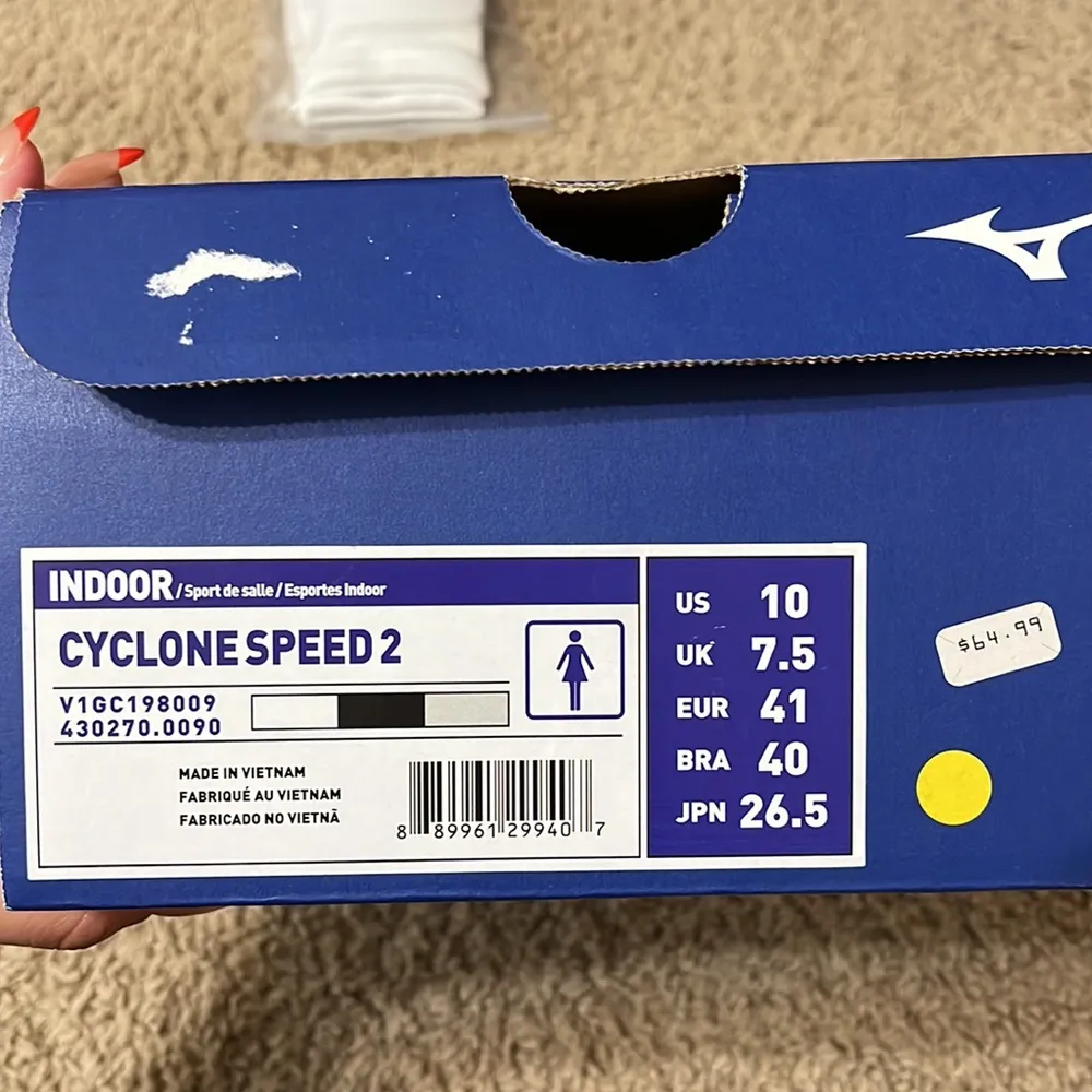 Mizuno Volleyball shoes - Image 3