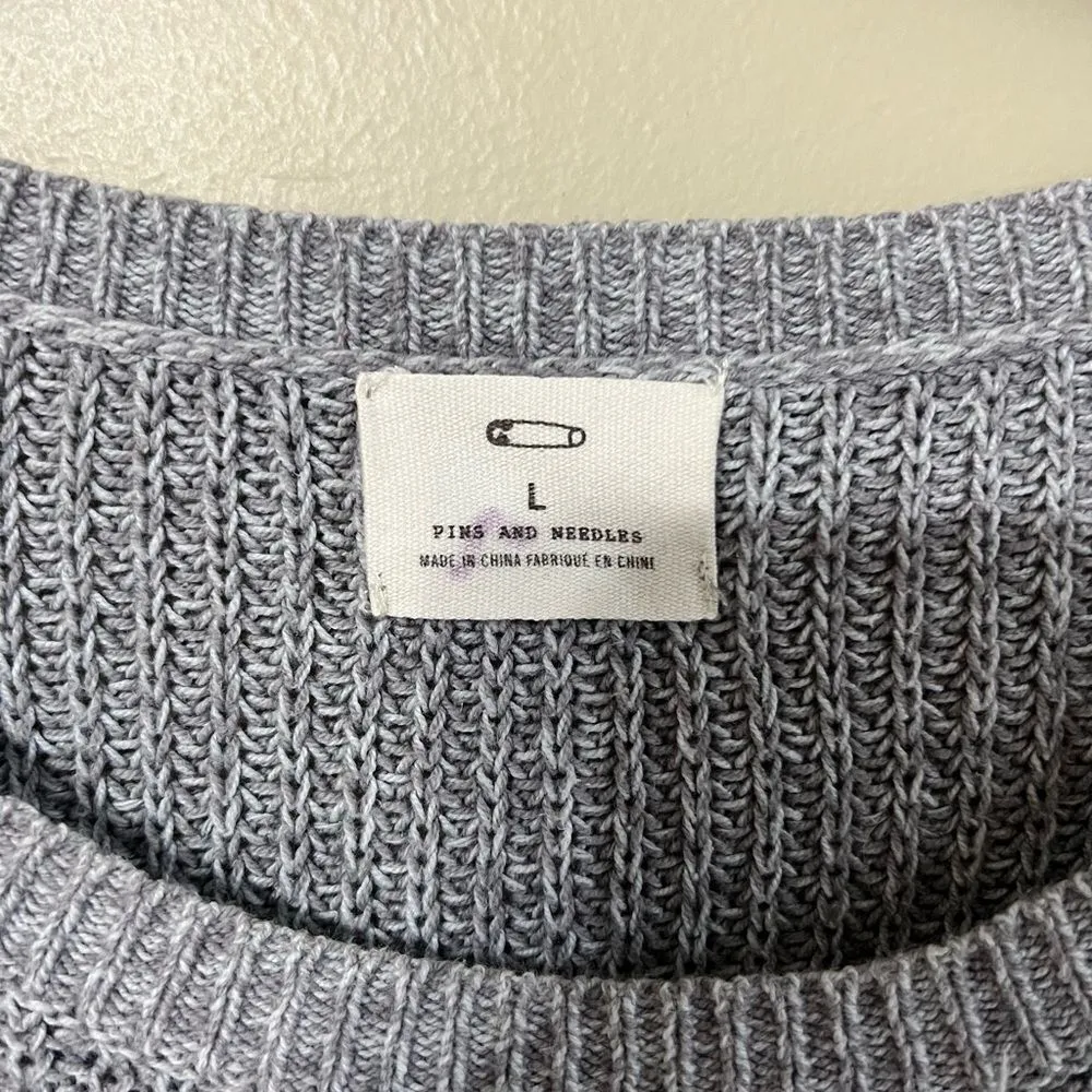 Anthro pins and needles large grey sweater Gray - Image 3