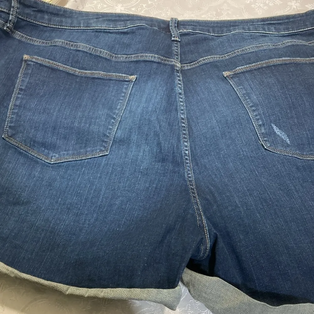 Universal  thread women shorts 26 W - Image 13