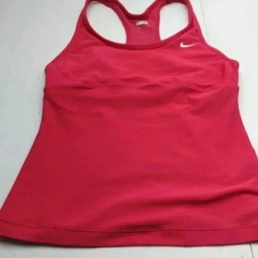 Nike sports top S - Image 10
