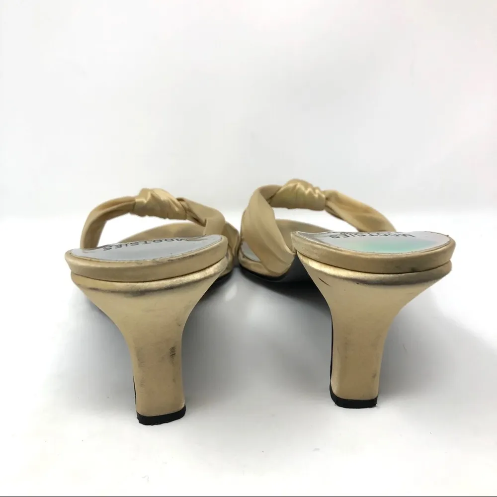 gold fabric slides, Size 8.5 - Image 4