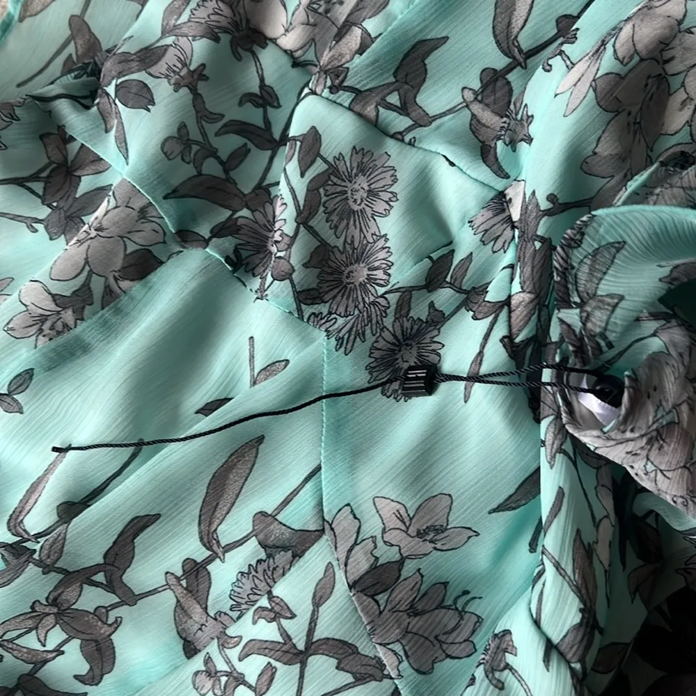 Tommy Hilfiger Rivera Chiffon Dress Spring Easter size 2 - Image 4