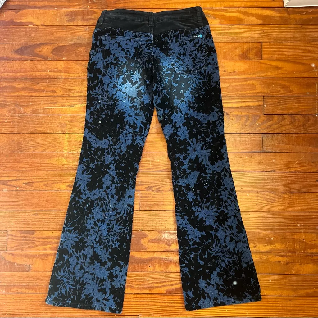 Vintage Y2K Black and Blue Floral Belvet Flocked Flare Jeans Size 4 - Image 3