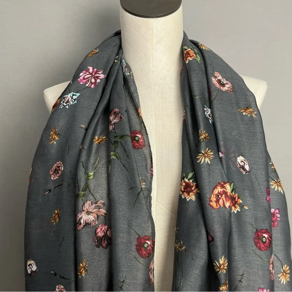 Gauzy Floral Scarf Gray Rectangular Raw Edge Fringe Polyester Women Lightweight‎ - Image 3