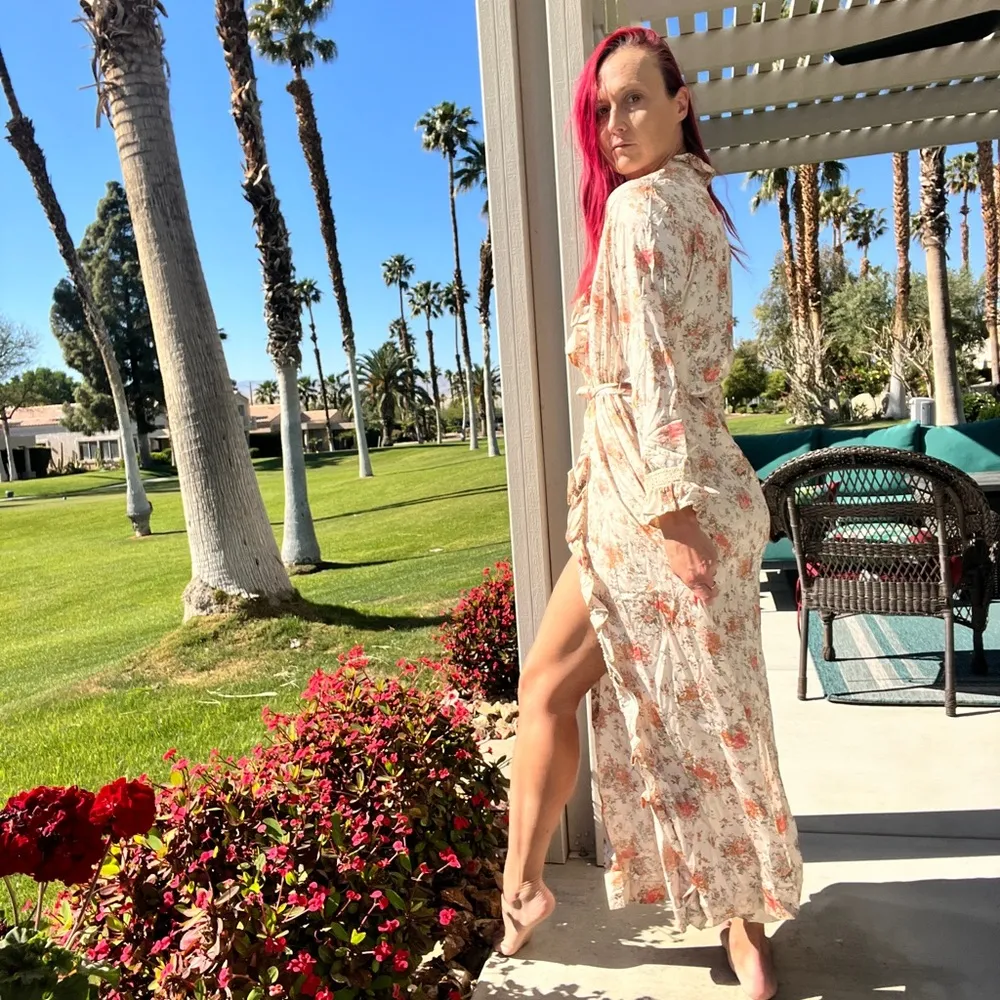 Vintage  Floral Robe 💕 - Image 4