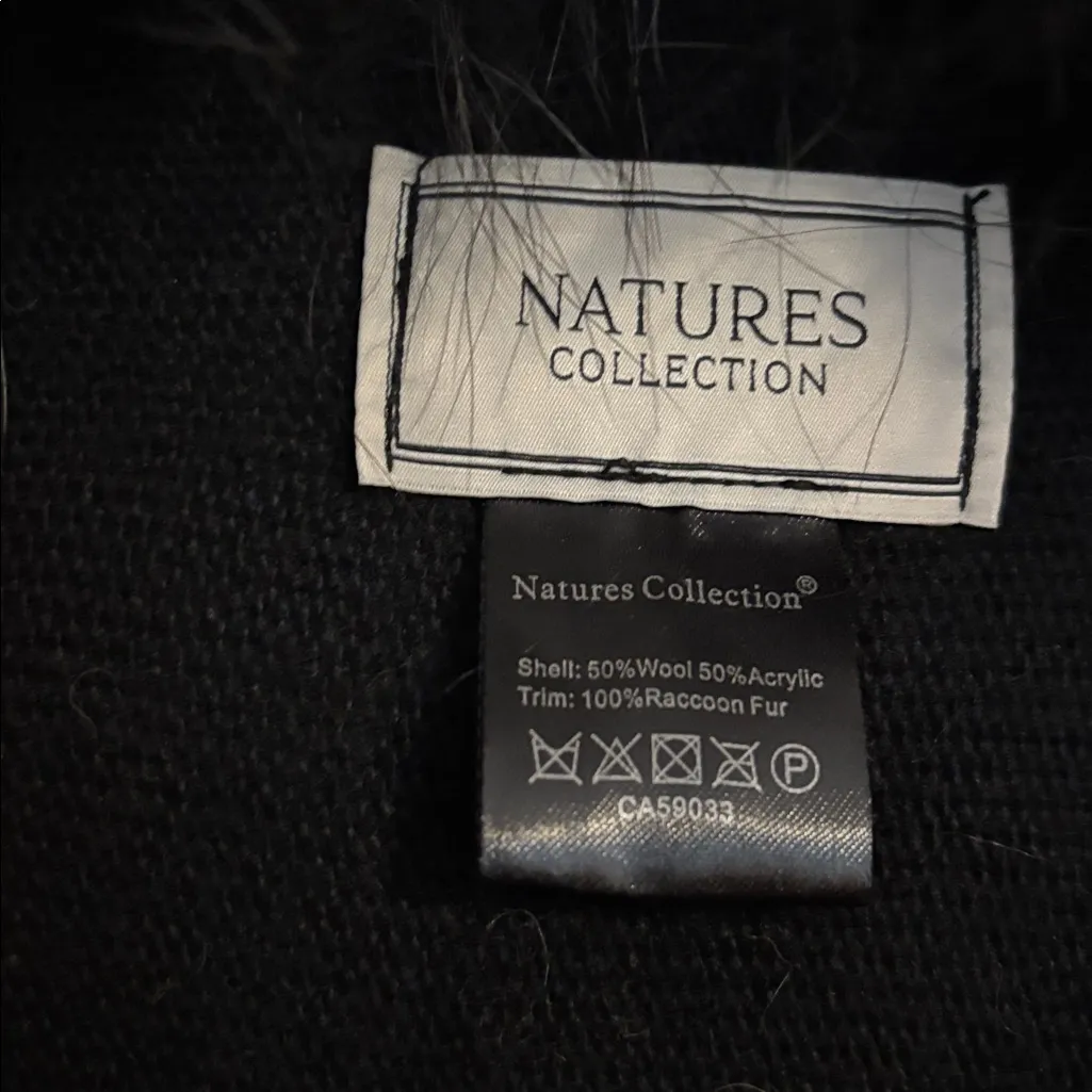 Natures Collection Raccoon Fur Black Wrap Size undefined - Image 2