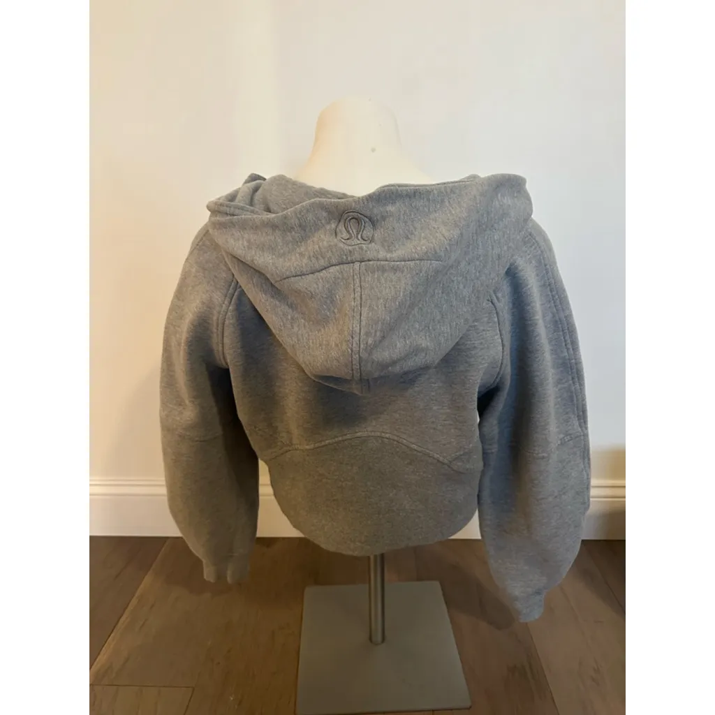 Women's Lululemon Gray Scuba Oversized Half - Image 6