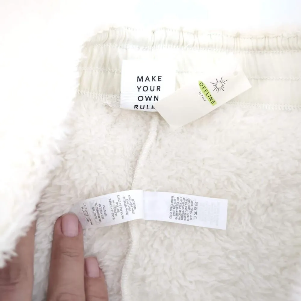 OFFLINE By Aerie Women's Fluffy Sherpa Cool White NWT Teddy Jogger Pants Size L - Image 10