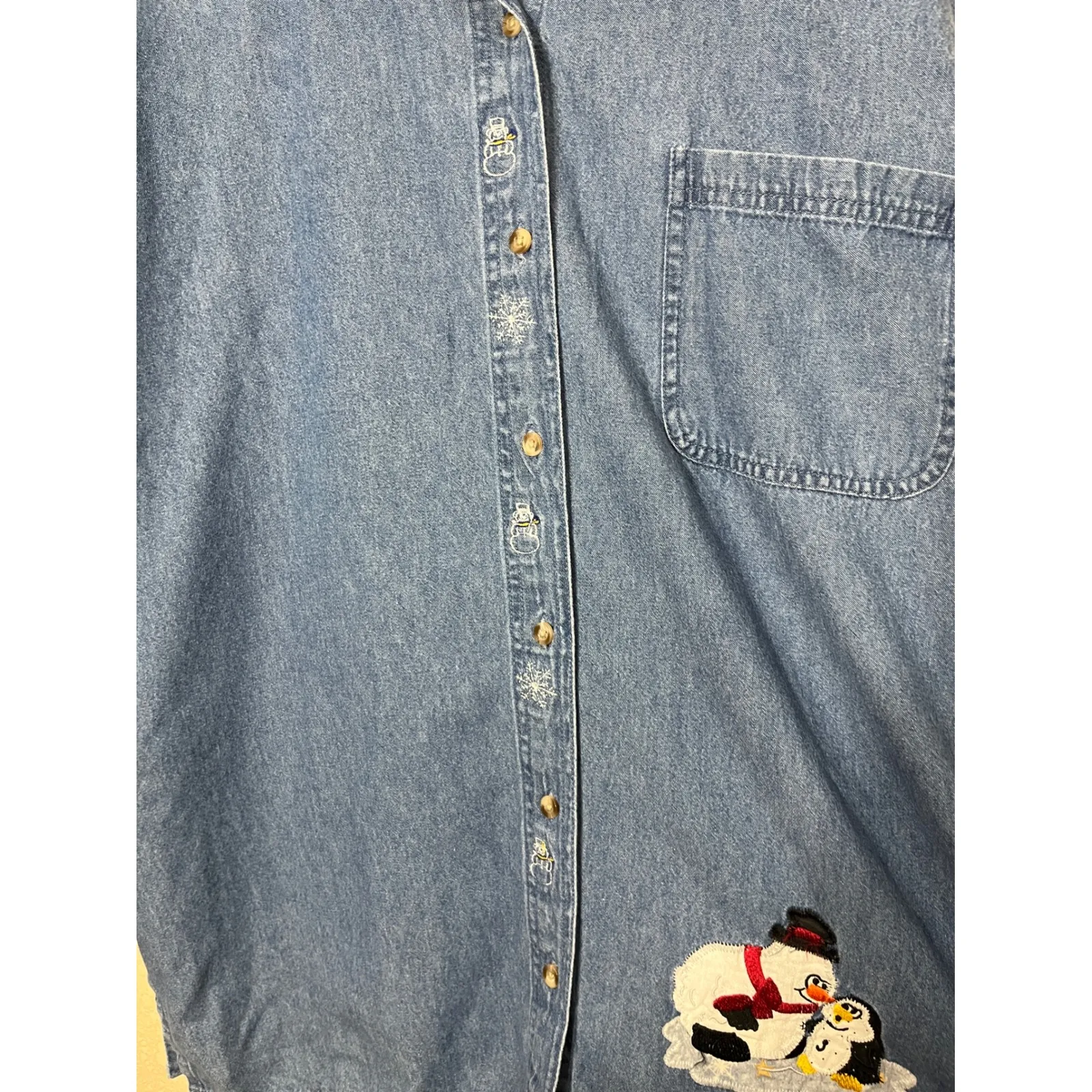 Vintage Las Olas XL Denim Shirt Embroidered Snowman Penguin Christmas Holiday - Image 4