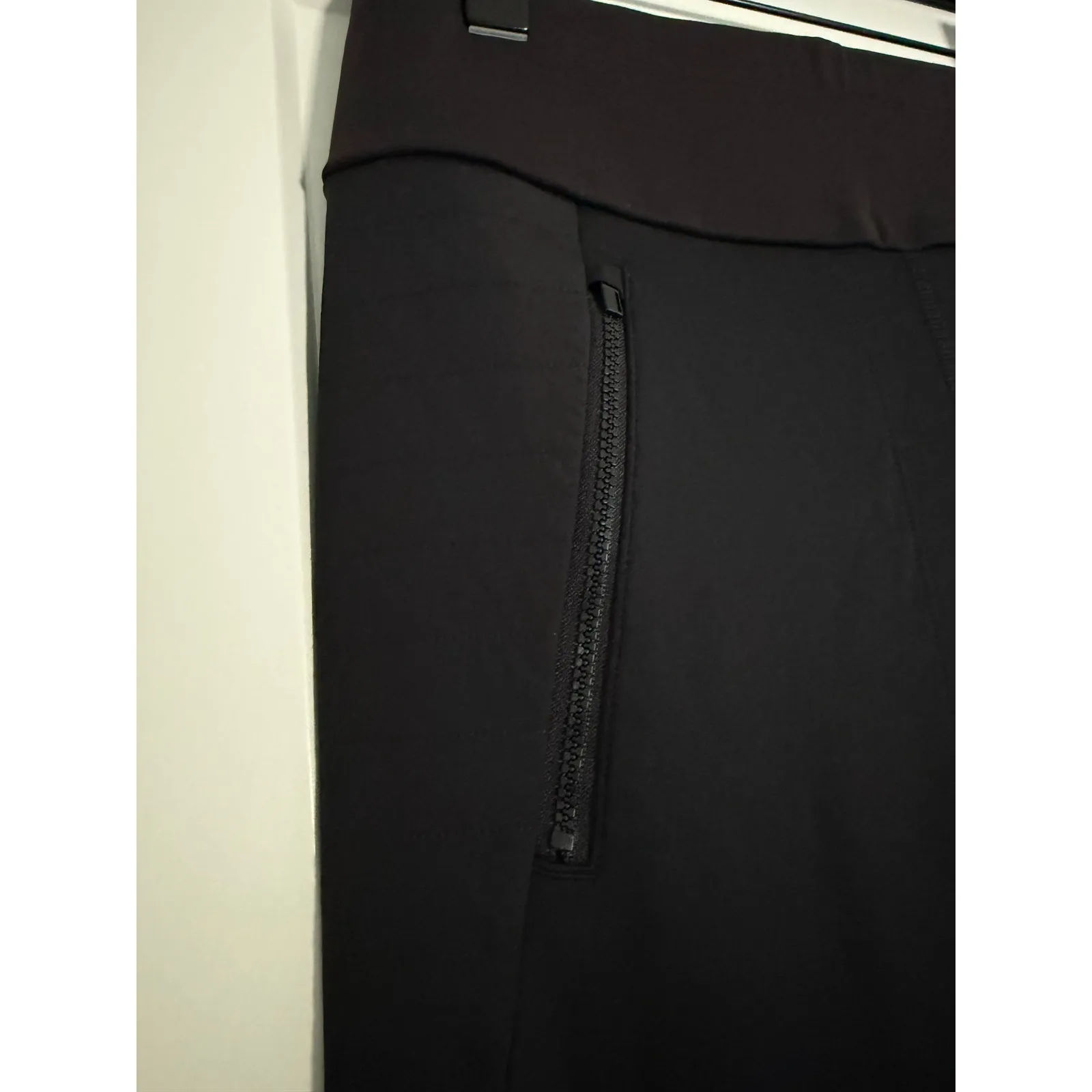 $108 New Athleta Peak Hybrid Fleece Tight - Black - Small - Image 6