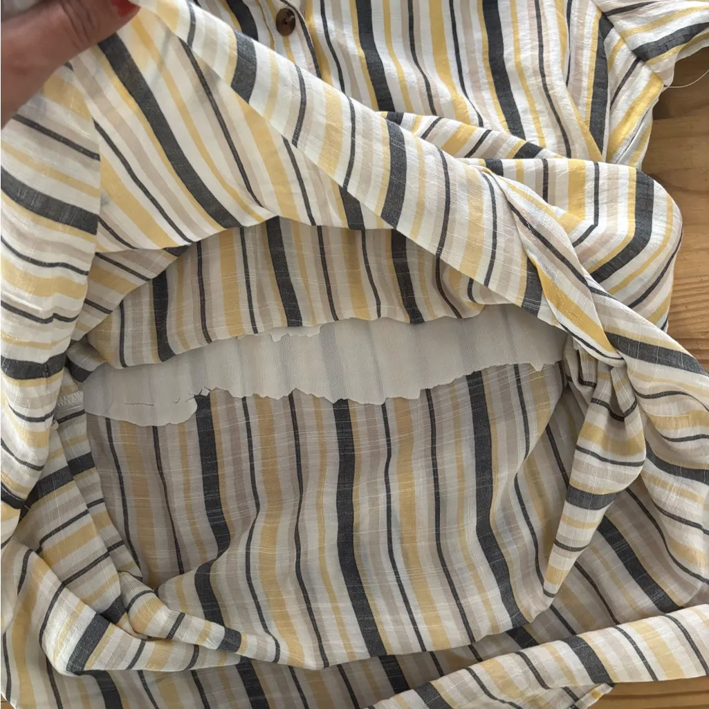 Chic Striped Button - Image 8