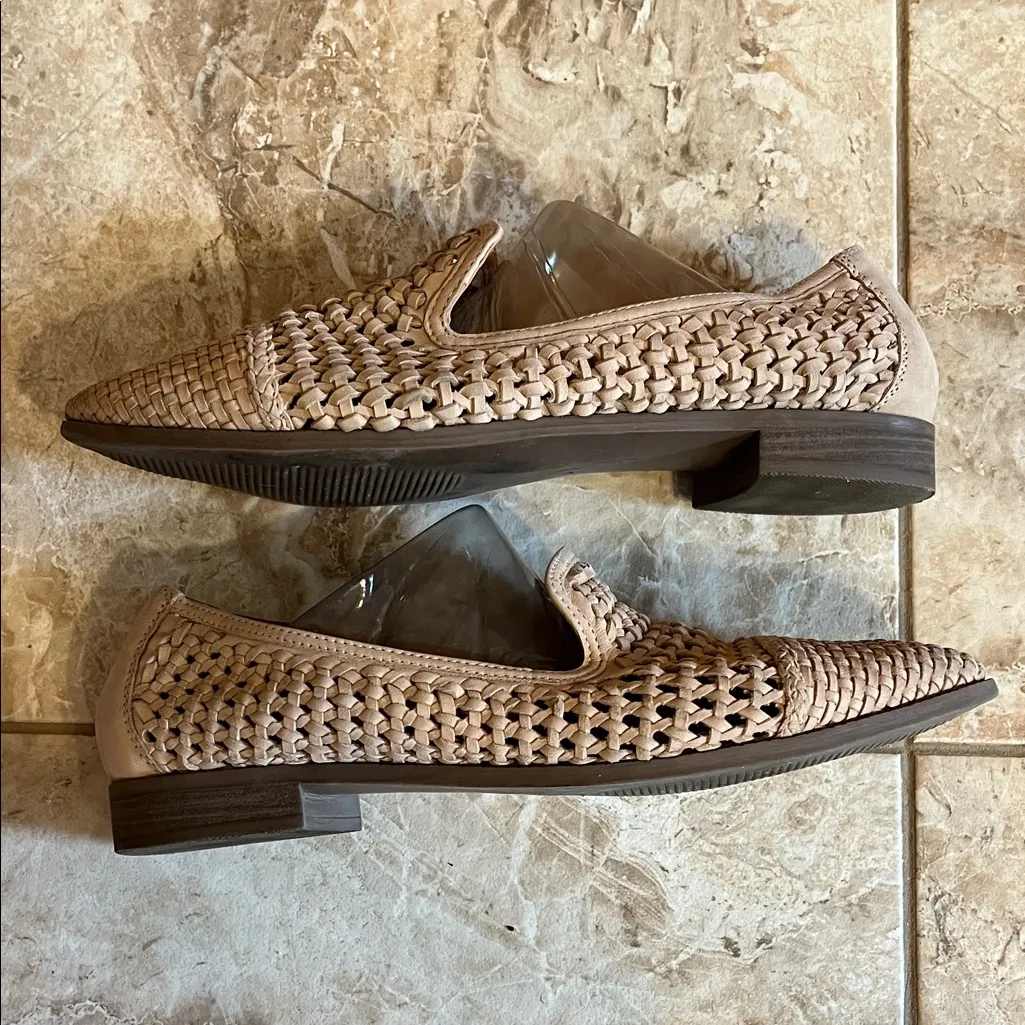 Joie Woven Dusty Khaki Cream Genuine Leather Slip On Loafer Flats - Size 8.5 - Image 6