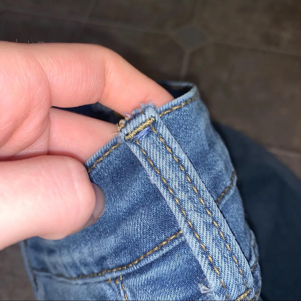 Lucky Brand Jeans Charlie Skinny 4 / 27 Med. Wash - Image 11