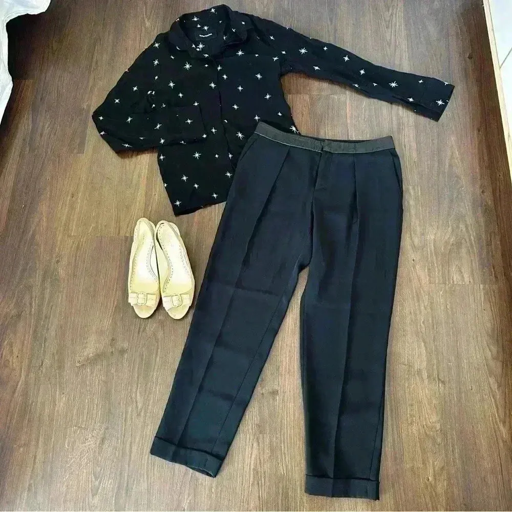 Rag & Bone cropped pants with faux leather on the waist size 4 in black . - Image 2