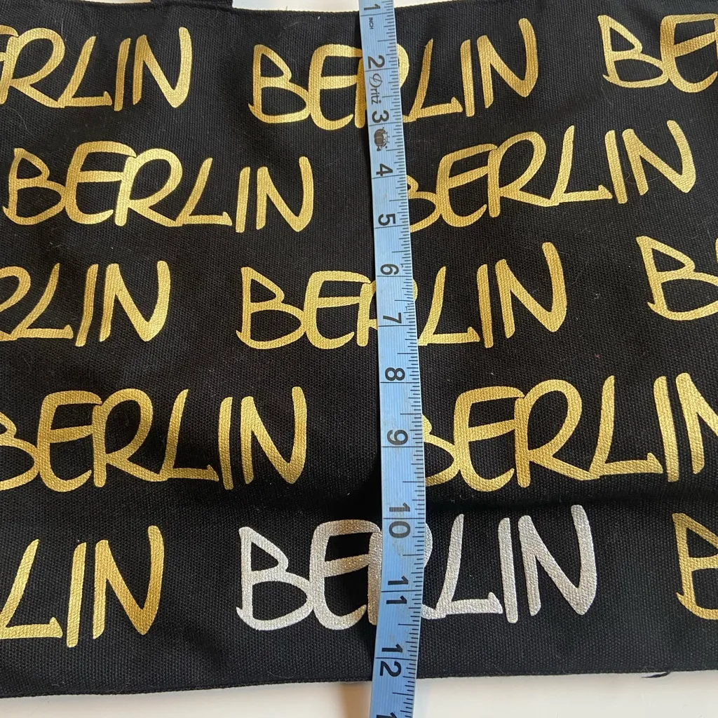 Berlin black and gold tote bag - Image 7