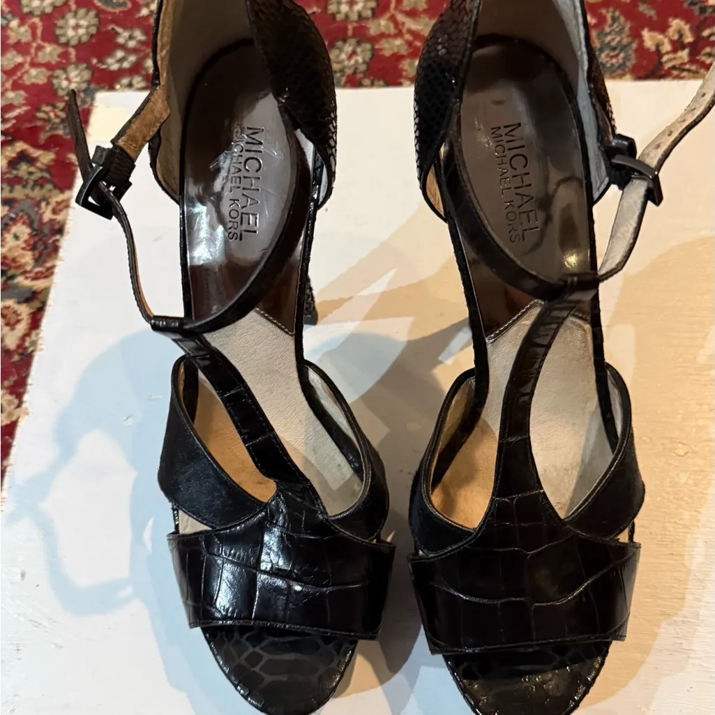 Michael Kors Black Croc-Patterned Heels - Image 5