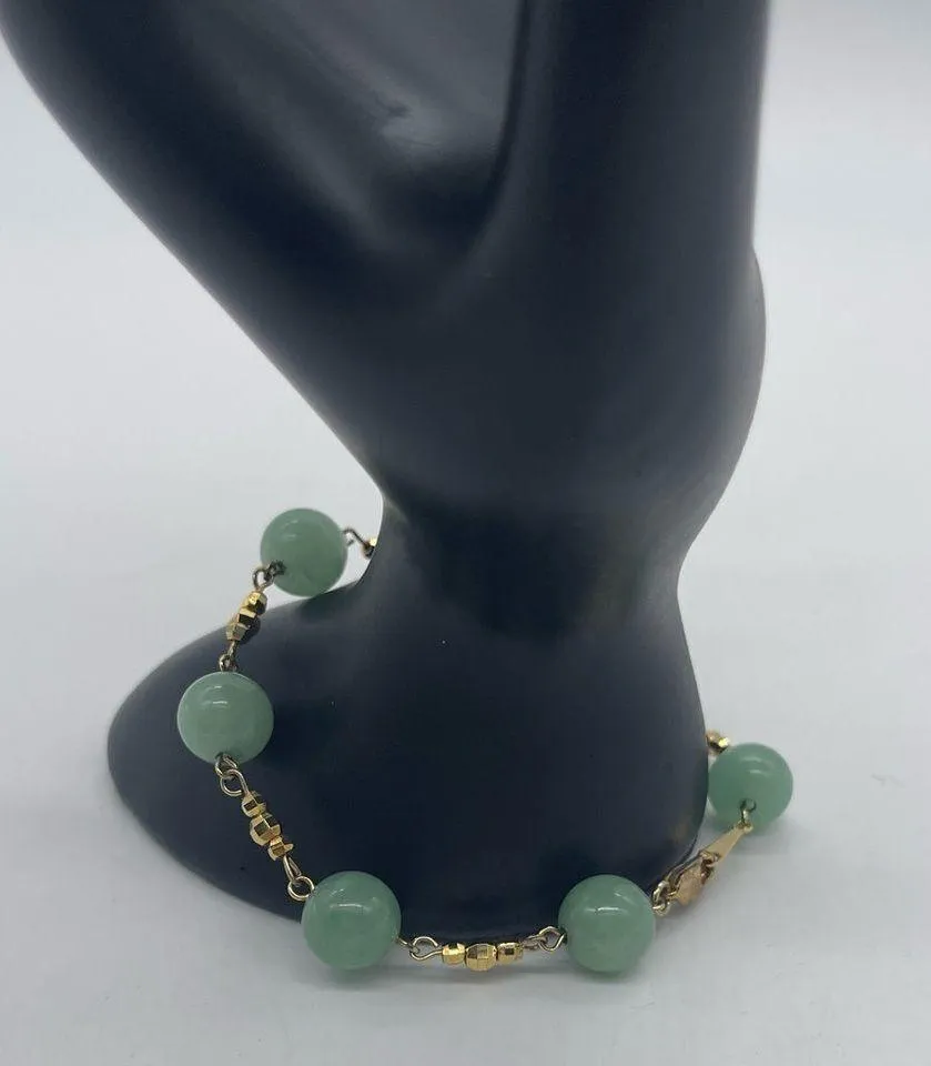 Jade Bracelet with Gold plated chain Green - Image 2