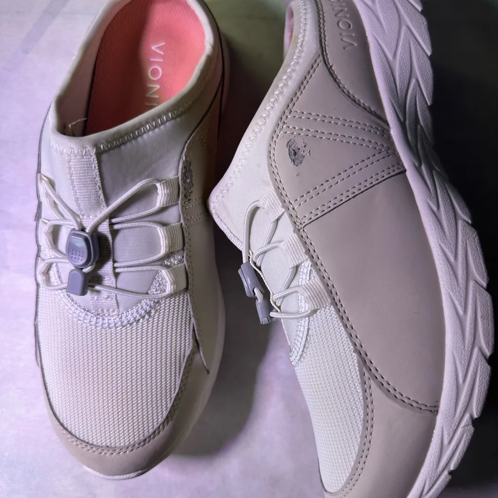 Vionic Women's Cream and White Mules - Image 13