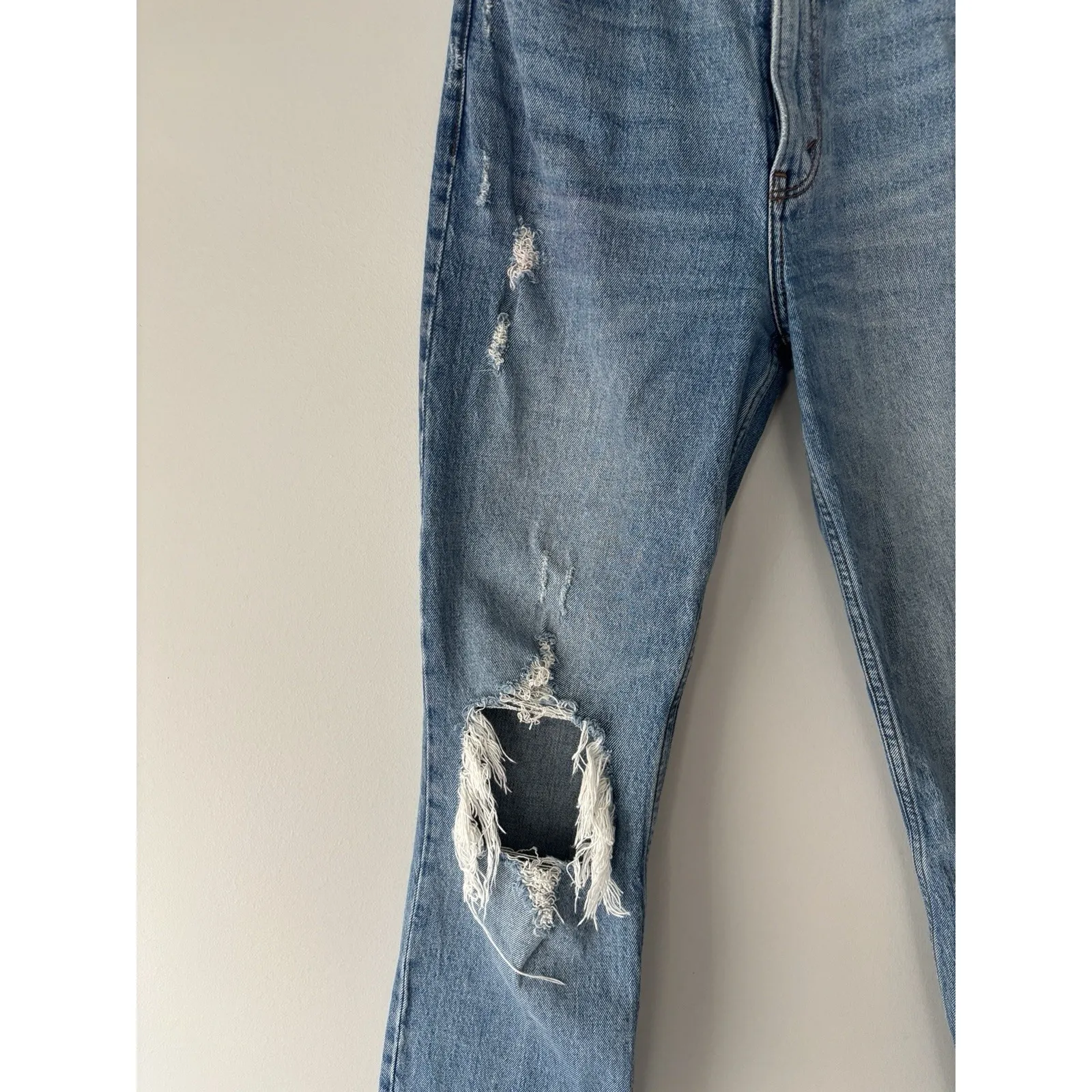 Abercrombie & Fitch Women's the 90s Straight Ultra High Rise Jeans Size 27/4S‎ - Image 3