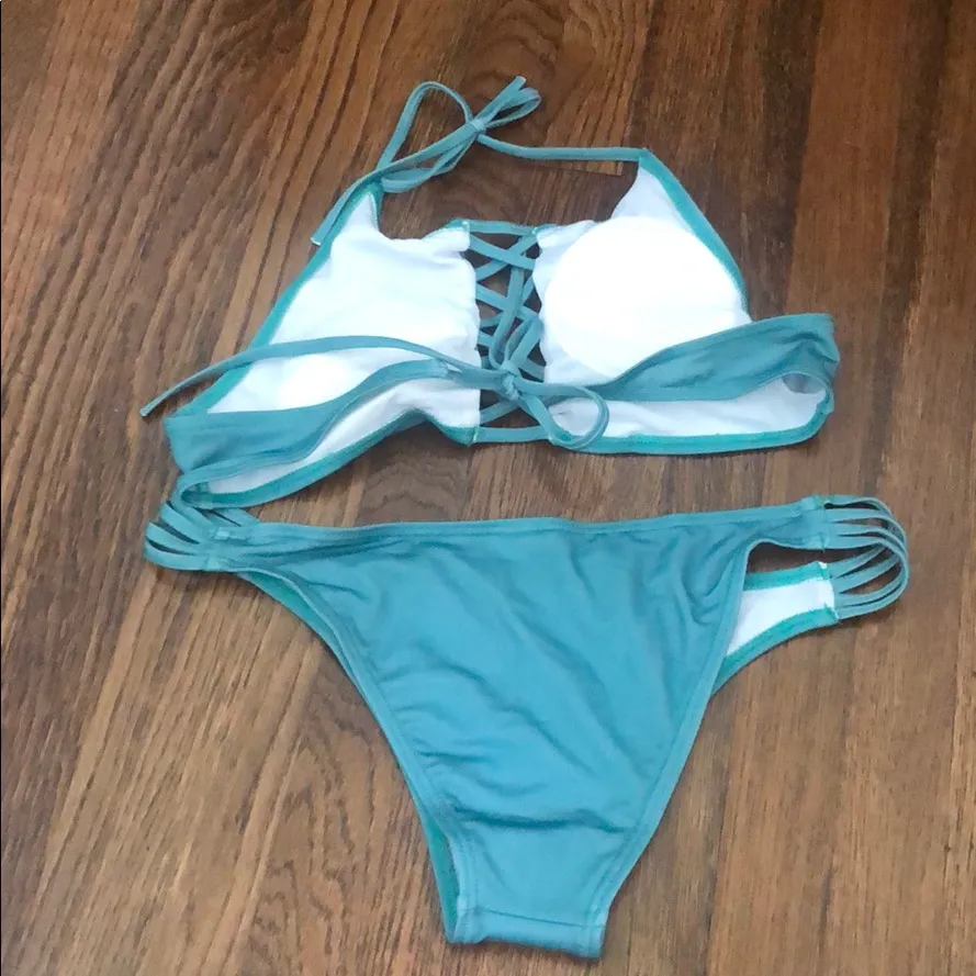 4/$15 NWT Bikini Set Size L - Image 2