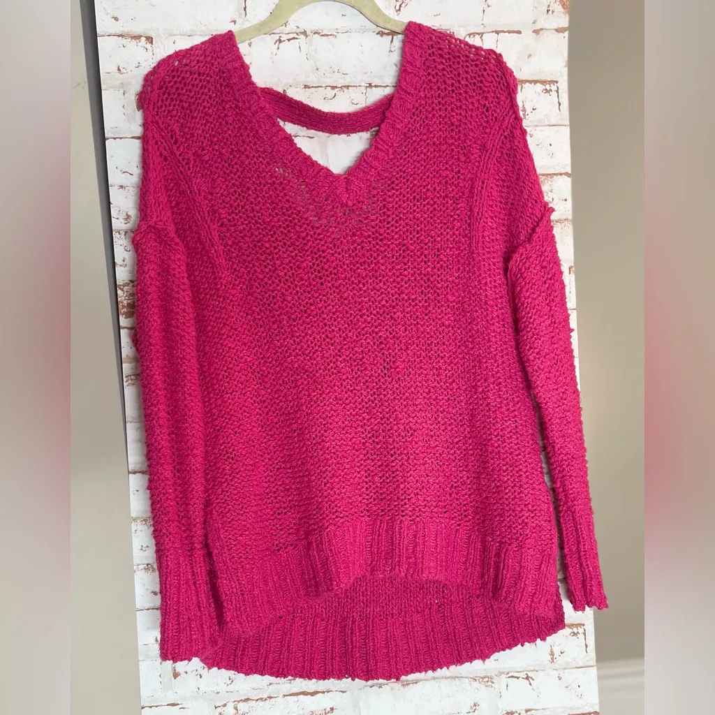 Hollister Vibrant Pink V-Neck Sweater - Image 3