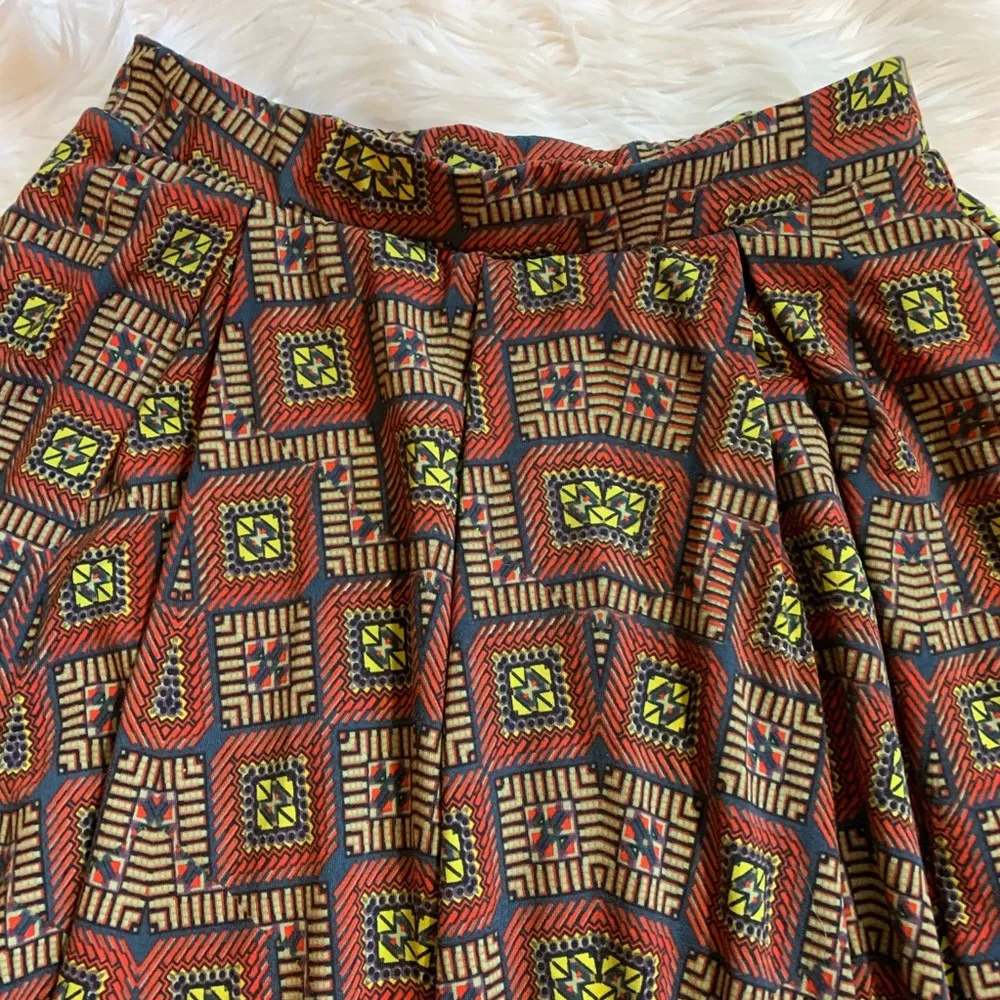 Lularoe size s small retro skirt EUC - Image 3
