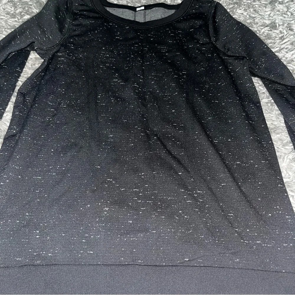 Lululemon wool blend swiftly long sleeve black size 6 - Image 3