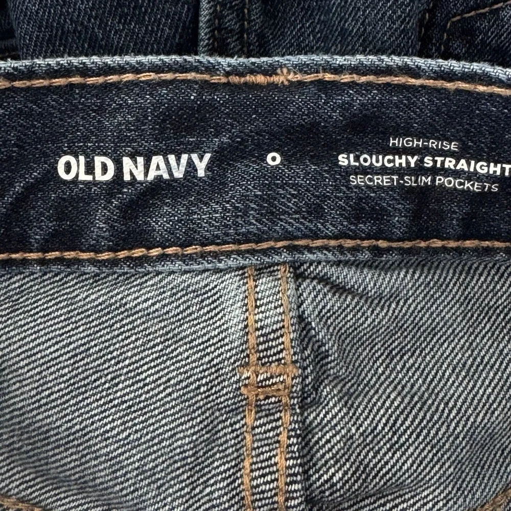 Old Navy SZ 0 Slouchy Straight Jeans Hi-Rise Button-Fly Distressed Frayed Hems - Image 8