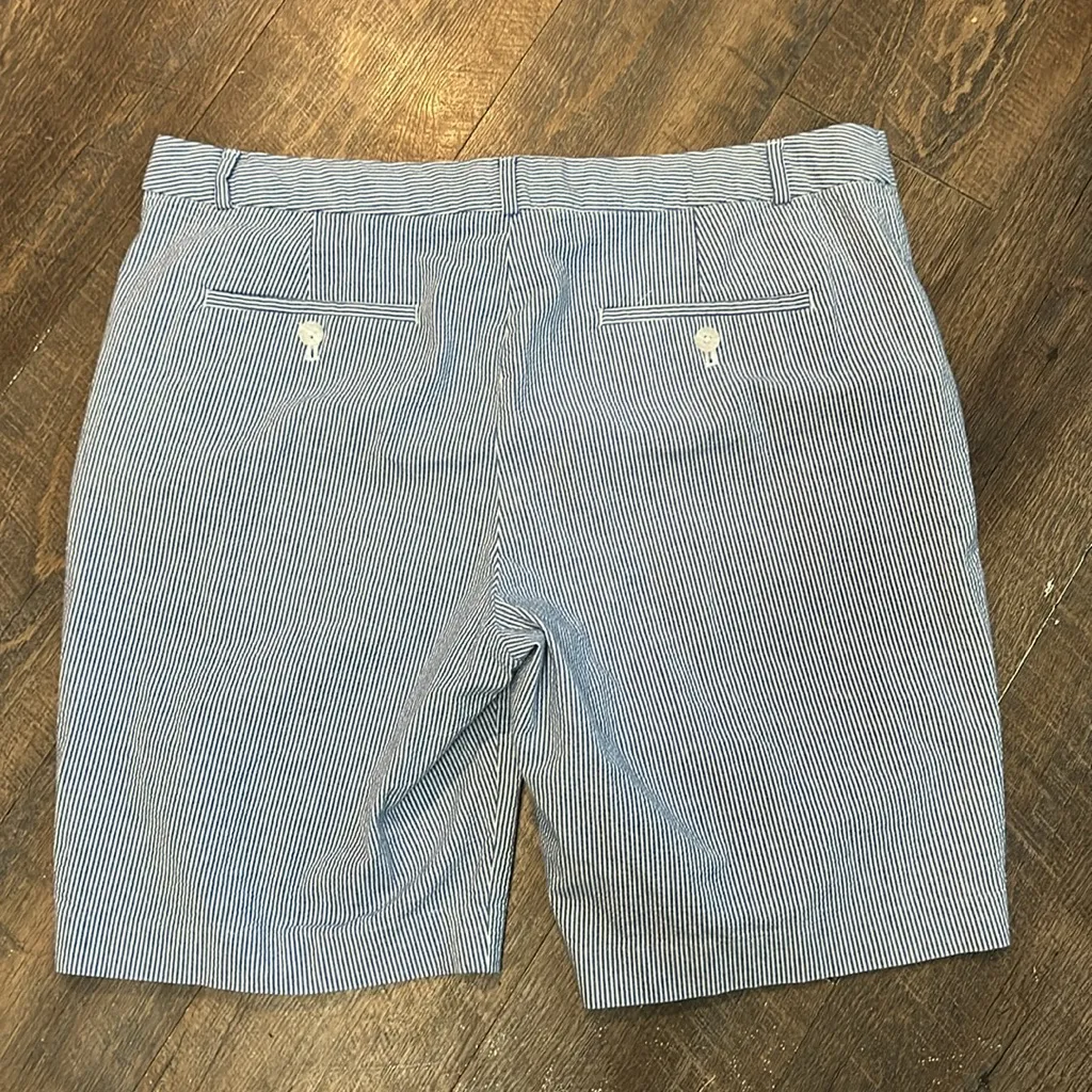 Womens Shorts-BANANA REPUBLIC-blue/white striped seersucker Bermuda Size‎ 14 - Image 3